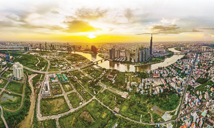 Dân thường Việt Nam, 57 năm tiền lương mới mua nổi một căn hộ 