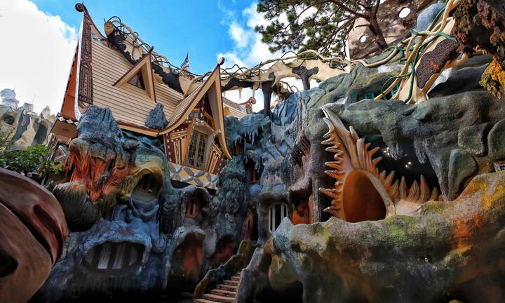 Ảnh: Khám phá biệt thự 'quái dị' ở Đà Lạt từng được báo Mỹ hết lời ngợi khen