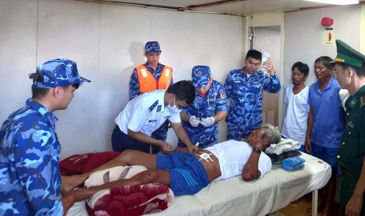 4 ngư dân sống sót kỳ diệu sau nhiều ngày chỉ uống nước biển và nước mưa