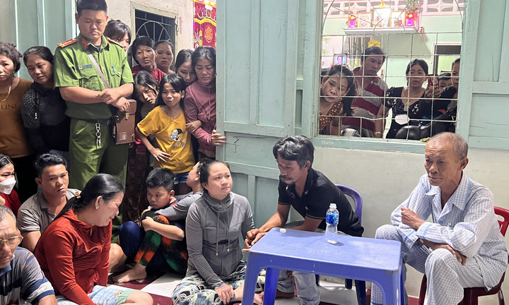 Vợ thuyền viên ở Bình Thuận: 'Cháu trai về rồi, sao anh không về?'