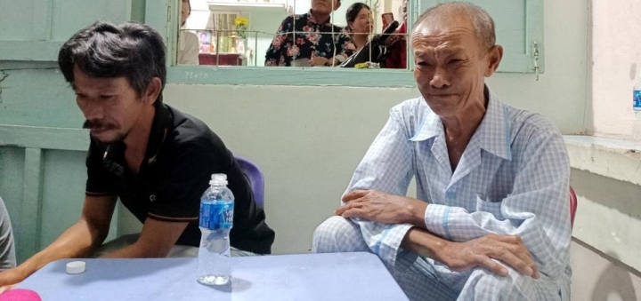 Ngư dân Bình Thuận gặp nạn trên biển: Xúc động phút giây gia đình đoàn tụ