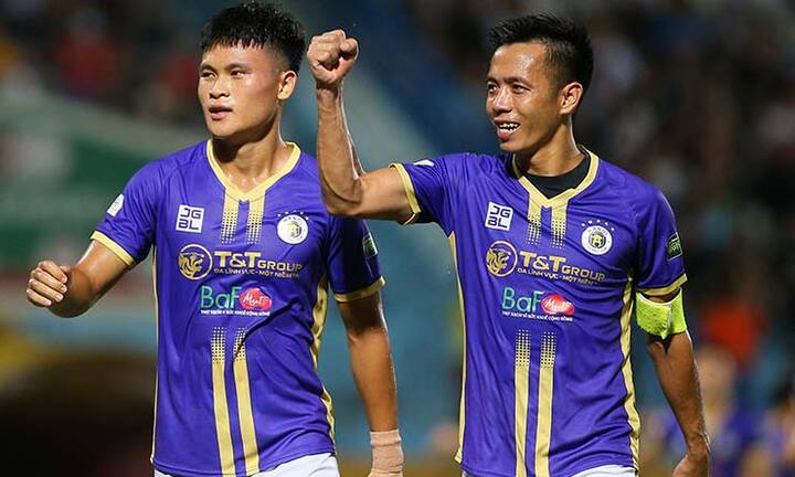 Video: Văn Quyết ghi siêu phẩm, Hà Nội FC độc chiếm ngôi đầu V-League