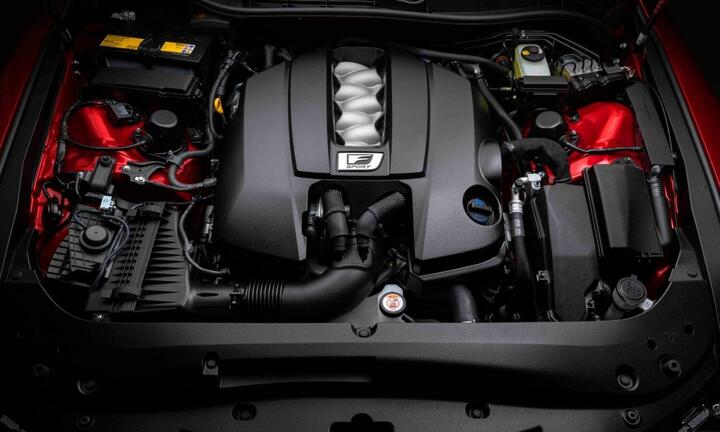 Xe sang hiệu suất cao IS 500 F Sport Performance của Lexus có gì đặc biệt?
