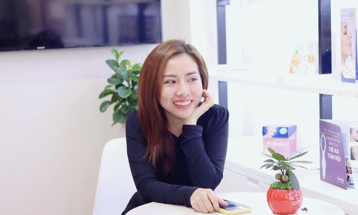 Bác sĩ Ngô Kiều Khanh tin tưởng công nghệ trẻ hóa da không xâm lấn