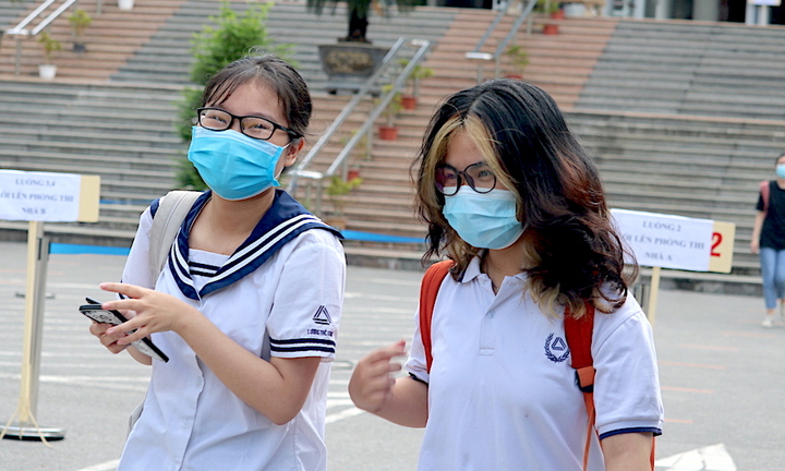 Biến động điểm chuẩn Đại học Y Hà Nội 5 năm qua