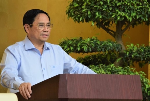 Thủ tướng chủ trì thảo luận giữ vững ổn định kinh tế vĩ mô