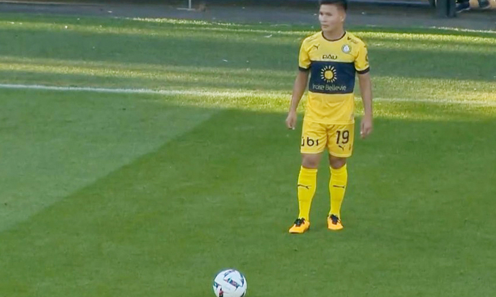 Quang Hải ra mắt Ligue 2, đá 30 phút đầy hứa hẹn