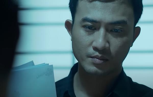 'Đấu trí' tập 10: Tuấn 'nháy' lộ sơ hở trong lời khai 