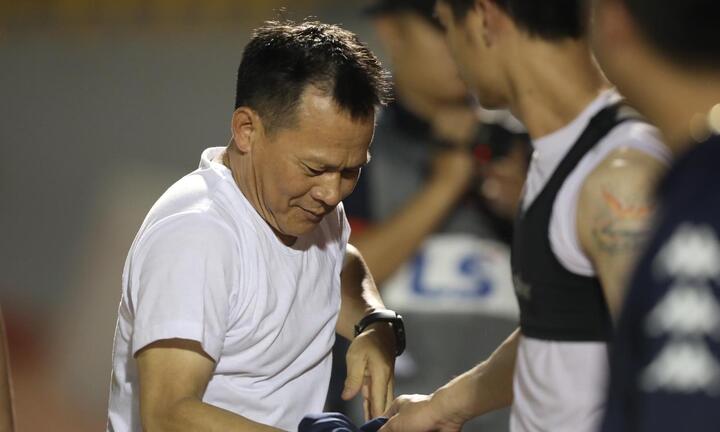 CLB Bình Dương thay HLV trưởng