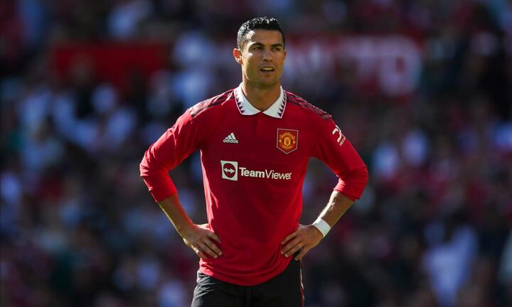 Ronaldo bỏ về giữa trận, bị CĐV Man Utd gọi là 'nỗi ô nhục'