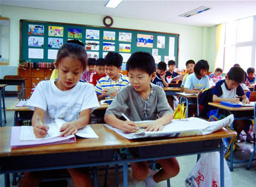 Hàn Quốc cho trẻ đi học tiểu học từ 5 tuổi