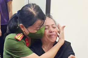 Mẹ chiến sĩ hy sinh: 'Quân mồ côi bố từ nhỏ, giờ hai con của nó lại mồ côi cha'