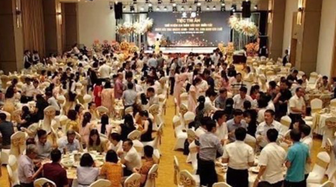 Những bữa tiệc long trọng chia tay giám đốc nghỉ hưu: CDC Quảng Ninh báo cáo gì?