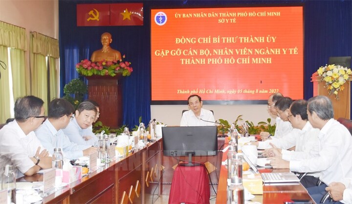 TP.HCM: Không chỉ nhân viên y tế mà cả cán bộ quản lý cũng nghỉ việc