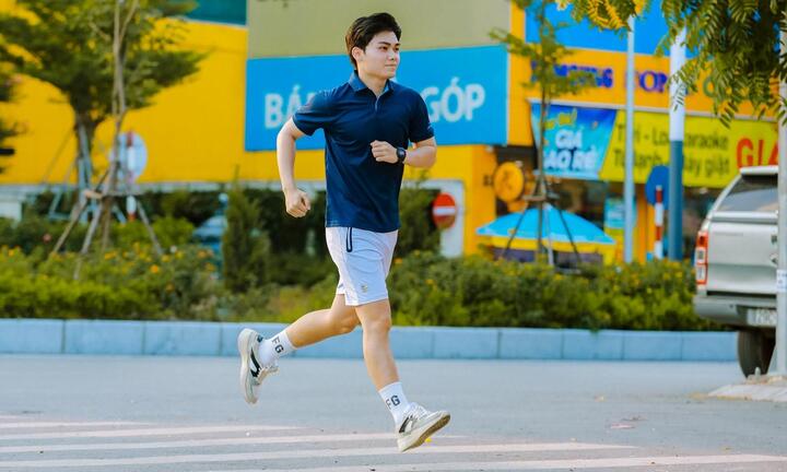 Vận động thể thao liên tục và cách bù nước bù khoáng nhanh chóng