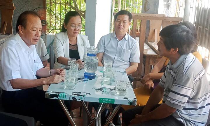 Giám đốc bệnh viện tới xin lỗi gia đình nữ sinh tử vong ở Ninh Thuận