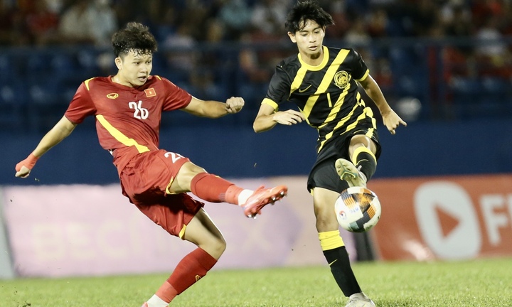 Ngược dòng hạ U19 Malaysia, U19 Việt Nam vào chung kết giải U19 Quốc tế 