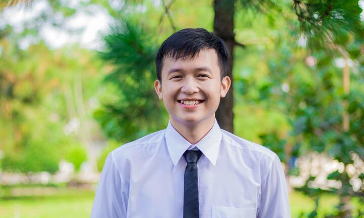 Tân cử nhân từ bỏ công việc tốt, săn học bổng du học