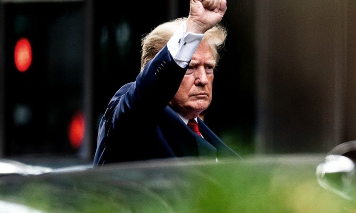 Ông Trump sử dụng tu chính án thứ 5, từ chối trả lời Tổng chưởng lý New York