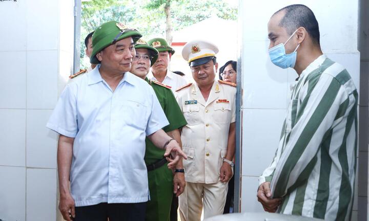 Chủ tịch nước quyết định ân giảm án tử hình cho 21 bị án