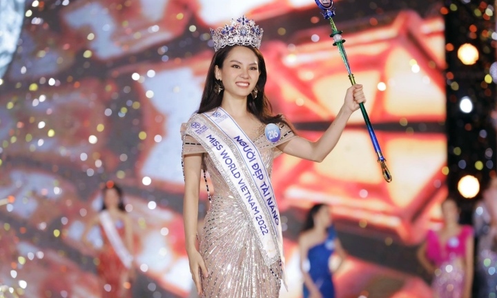 Video: Mai Phương đăng quang Hoa hậu Thế giới Việt Nam 2022