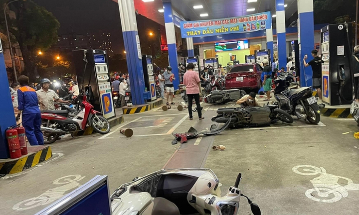 Nhiều tài xế coi thường pháp luật, uống rượu bia vẫn lái xe gây tai nạn