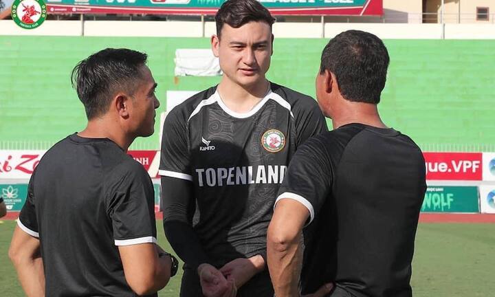 Đặng Văn Lâm khó ra sân đấu CLB Thanh Hoá tại vòng 13 V-League