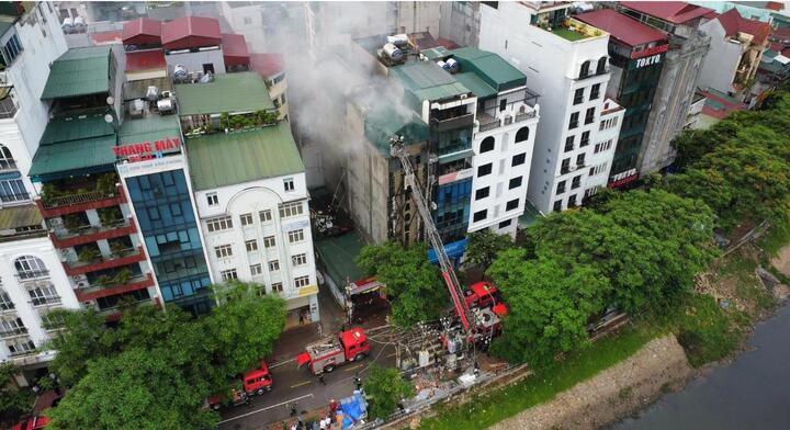 Yêu cầu khẩn trương điều tra vụ cháy khiến 3 cảnh sát hy sinh ở Hà Nội