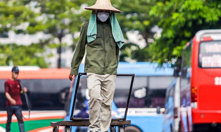 Thời tiết ngày 18/8: Bắc Bộ ngày nắng nóng, Nam Bộ mưa dông lúc chiều tối