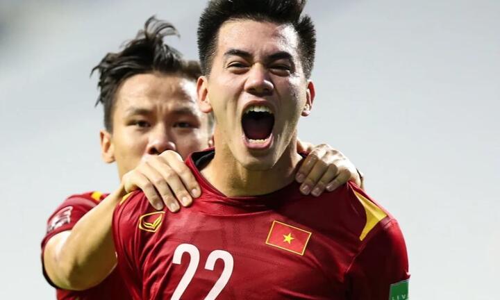 Báo Bồ Đào Nha: Bóng đá Việt Nam đang thống trị khu vực Đông Nam Á