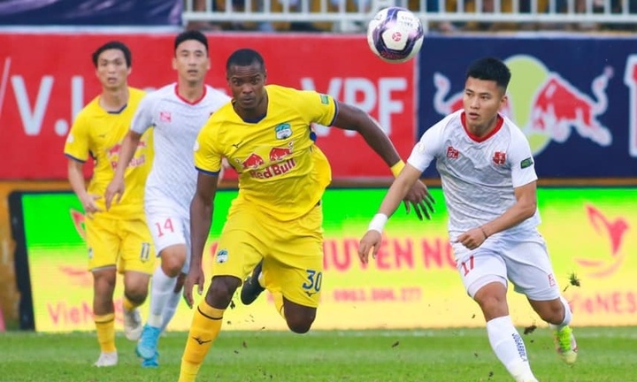 Thua Hải Phòng, HAGL đứt mạch bất bại trên sân nhà thời Kiatisak