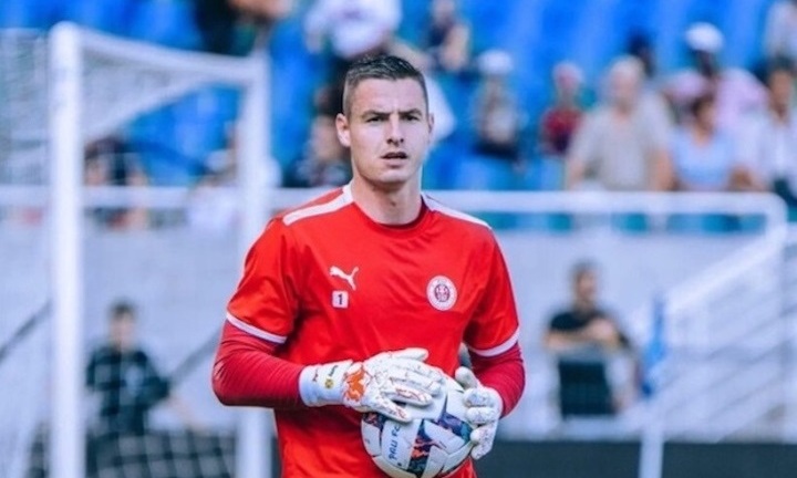 Đồng đội của Quang Hải tại Pau FC cứu thua nhiều nhất Ligue 2