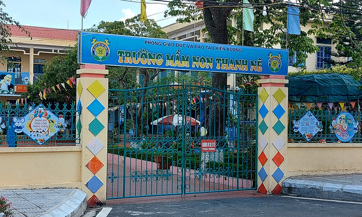 Cô giáo ở Thái Bình tường trình gì về loạt tin nhắn gây bão mạng xã hội?