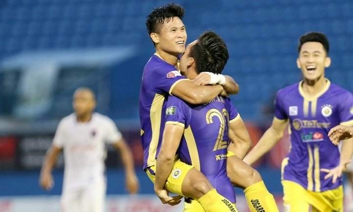 Thắng đậm Bình Dương, Hà Nội FC vô địch lượt đi V-League đầy ấn tượng