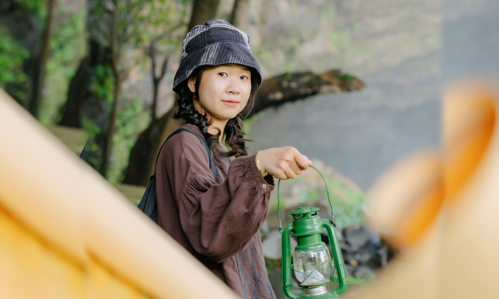 Mang xoong nồi vào rừng chụp ảnh kỷ yếu