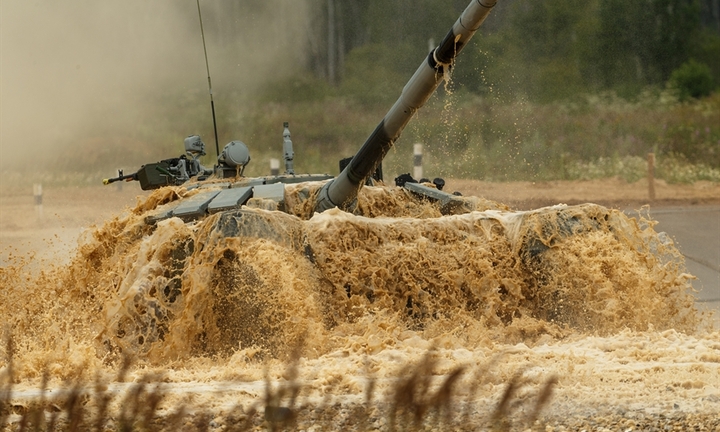 Đội tuyển Xe tăng Việt Nam thi đấu nỗ lực, cơ hội vào bán kết vẫn còn