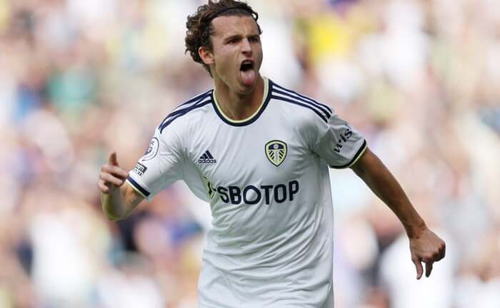 Thủ môn Mendy mắc sai lầm, Chelsea thua tan nát trước Leeds