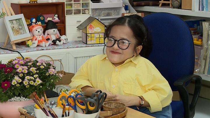 Cuộc sống phi thường của cô gái 'chỉ cần ho hay hắt xì cũng gãy xương'