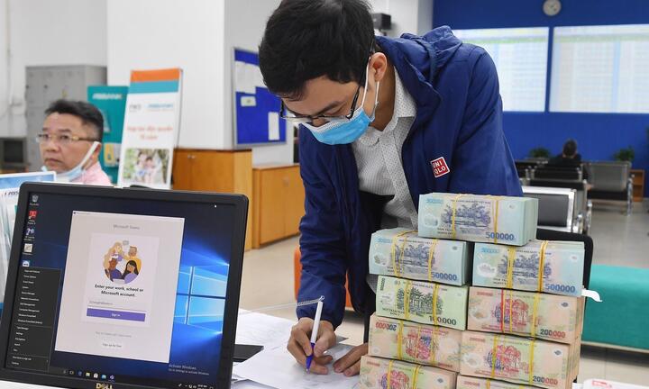 Ngân hàng Nhà nước yêu cầu đẩy nhanh cho vay giảm lãi suất 2%/năm