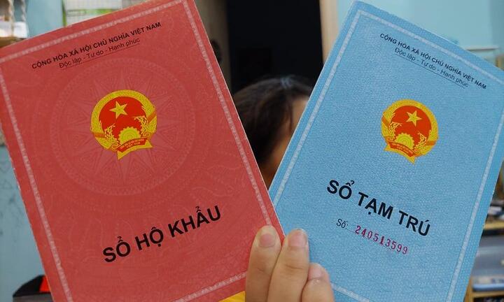Video: Bị thu sổ hộ khẩu, người dân dùng giấy tờ gì thay thế?