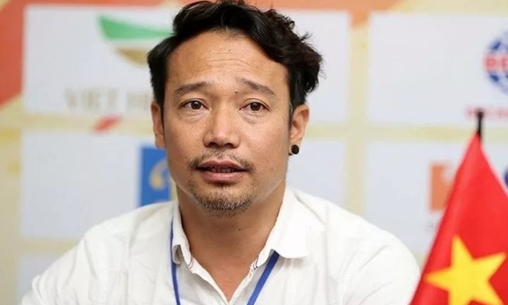 HLV Vũ Hồng Việt dẫn dắt CLB Nam Định