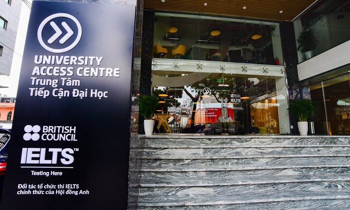 INTO mở rộng điểm tiếp cận hỗ trợ học sinh sinh viên tìm hiểu thông tin du học