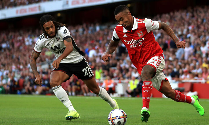 Đánh bại Fulham, Arsenal giữ ngôi đầu bảng Ngoại Hạng Anh