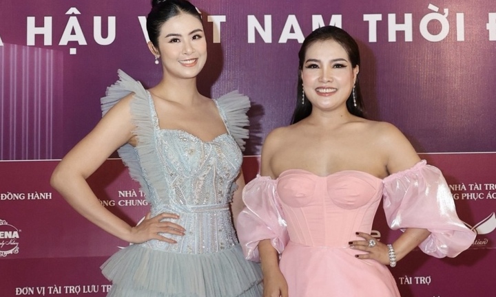 Hoa hậu Ngọc Hân rạng rỡ ngồi ghế giám khảo chấm thi sắc đẹp