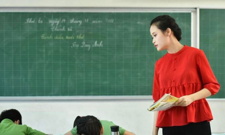 'Giáo viên tiếng Anh không thể dạy 23 tiết/tuần với lương 3 triệu/tháng'
