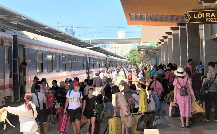Video: Đường sắt tăng chuyến phục vụ người dân dịp lễ 2/9