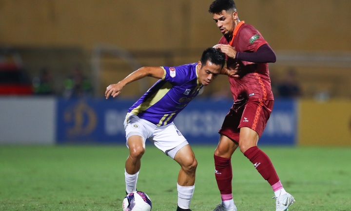 Trực tiếp bóng đá Hà Nội FC 0-3 Bình Định: Duy Mạnh nhận thẻ đỏ