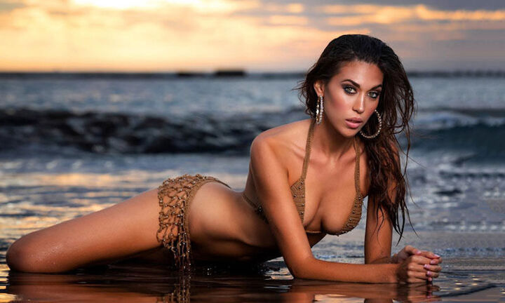 Ngắm nhan sắc hoa hậu hoàn vũ Tây Ban Nha sắp về chung nhà với thủ môn Chelsea