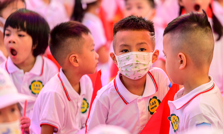 Phường ở Quảng Ninh tính cho trẻ chưa tiêm vaccine COVID-19 ngồi học riêng