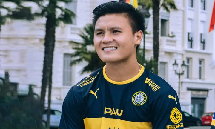 Quang Hải trở lại tập luyện cùng Pau FC